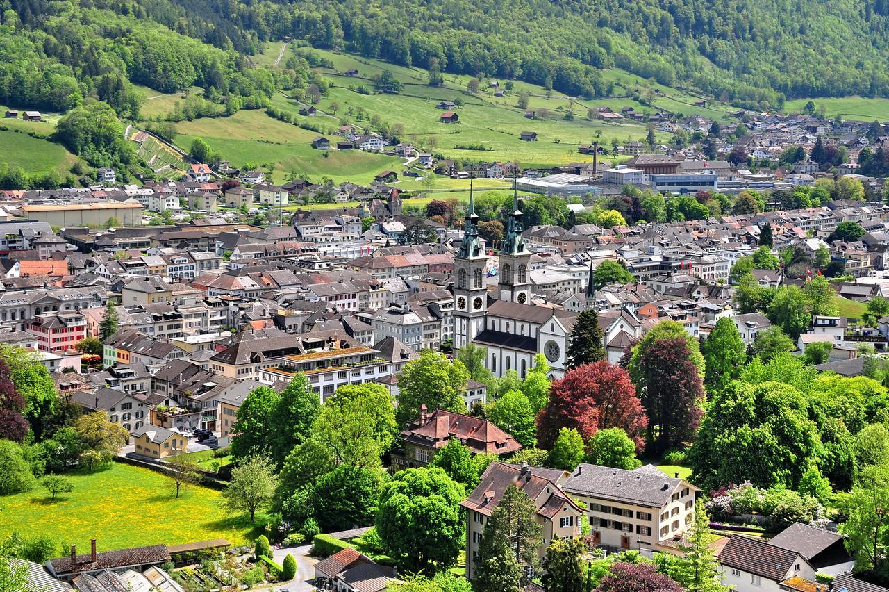 Hotel Freihof Glarus Zewnętrze zdjęcie